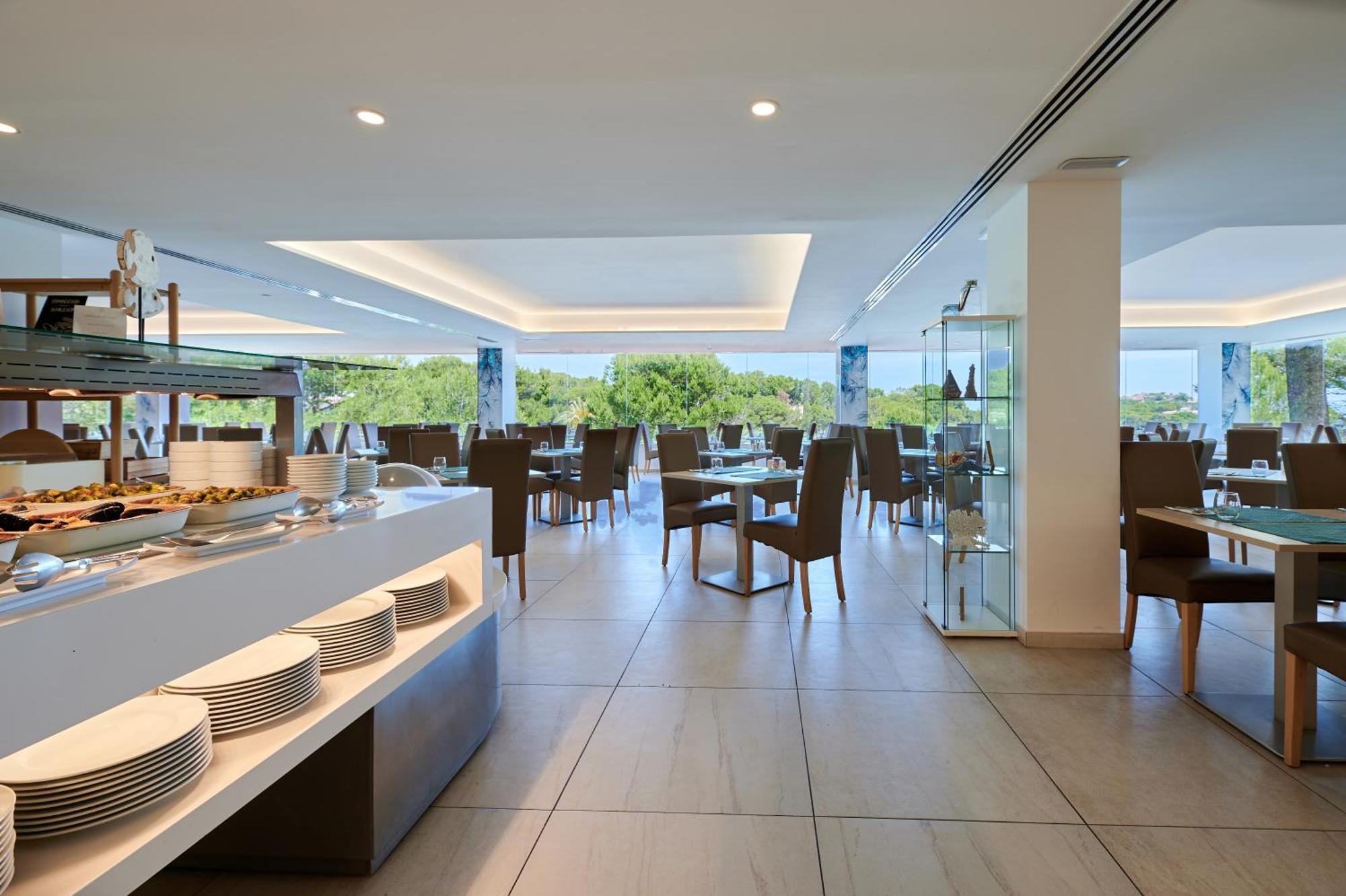 Aluasoul Carolina - Adults Only 4* Font de sa Cala